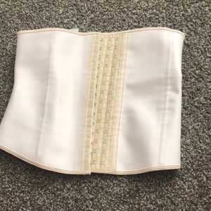 Waist trainer , heavy duty large